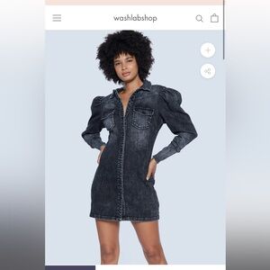 Brand new with tags on them still, I can take a picture for you if you like